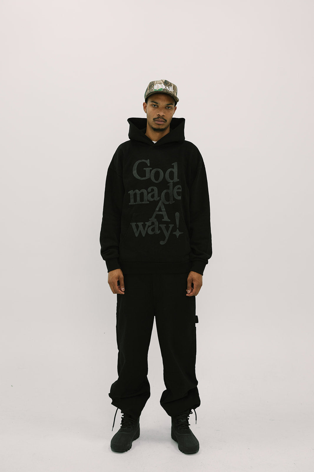 GOD MADE A WAY! HOODIE (BLACK)