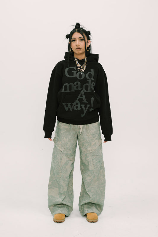 GOD MADE A WAY! HOODIE (BLACK)